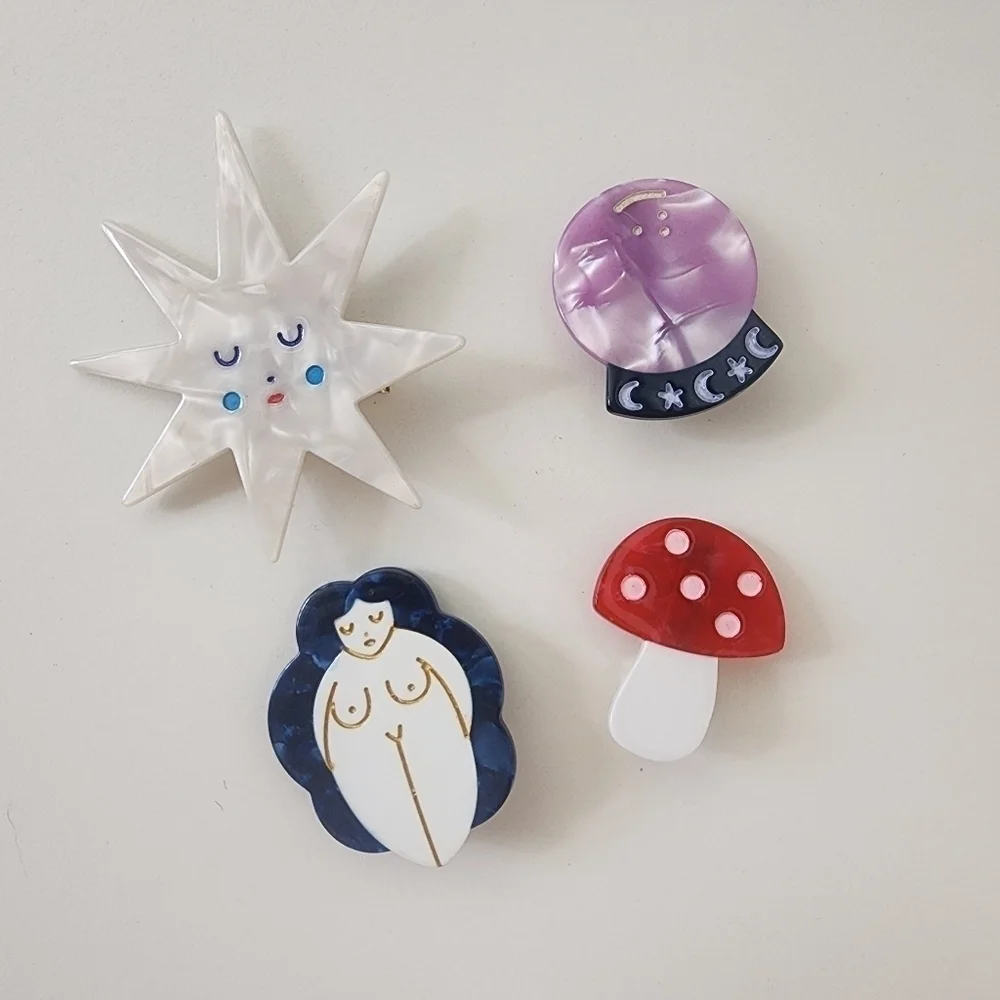 NEW Bundle Magic Crystal Ball Mushroom Hair Clips